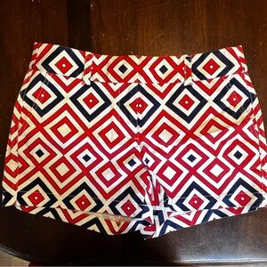 Vineyard vines, Size 6, patterned chino shorts